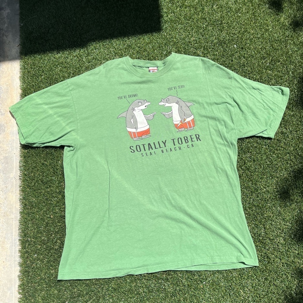 VTG 00’s Funny Seal Beach, CA Drinking Shark Tee